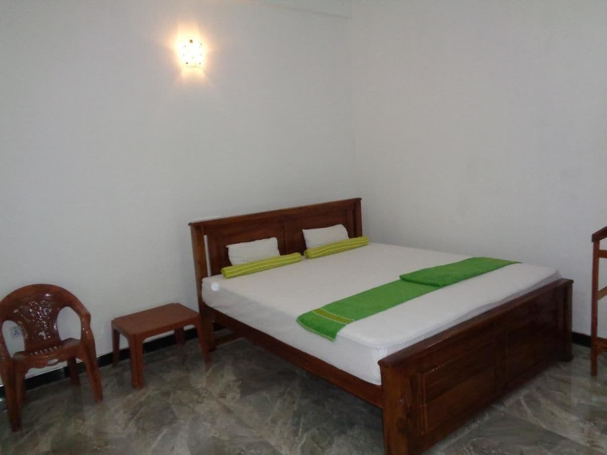 Jayaru Guest House ポロンナルワ エクステリア 写真